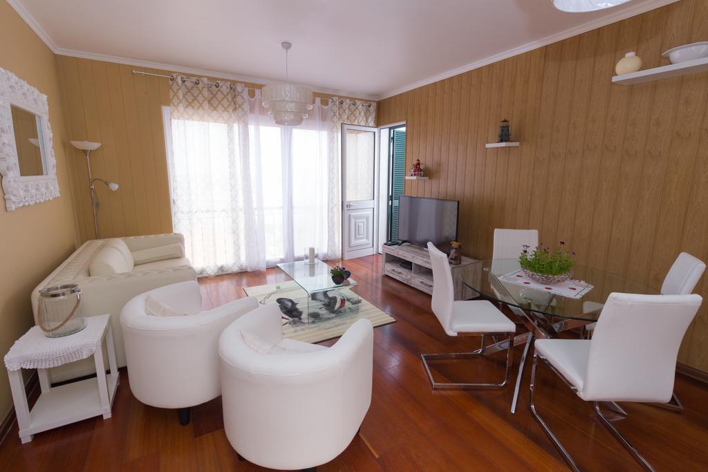 פונטה דלגדה Oliveira'S Apartments - Madeira Island מראה חיצוני תמונה